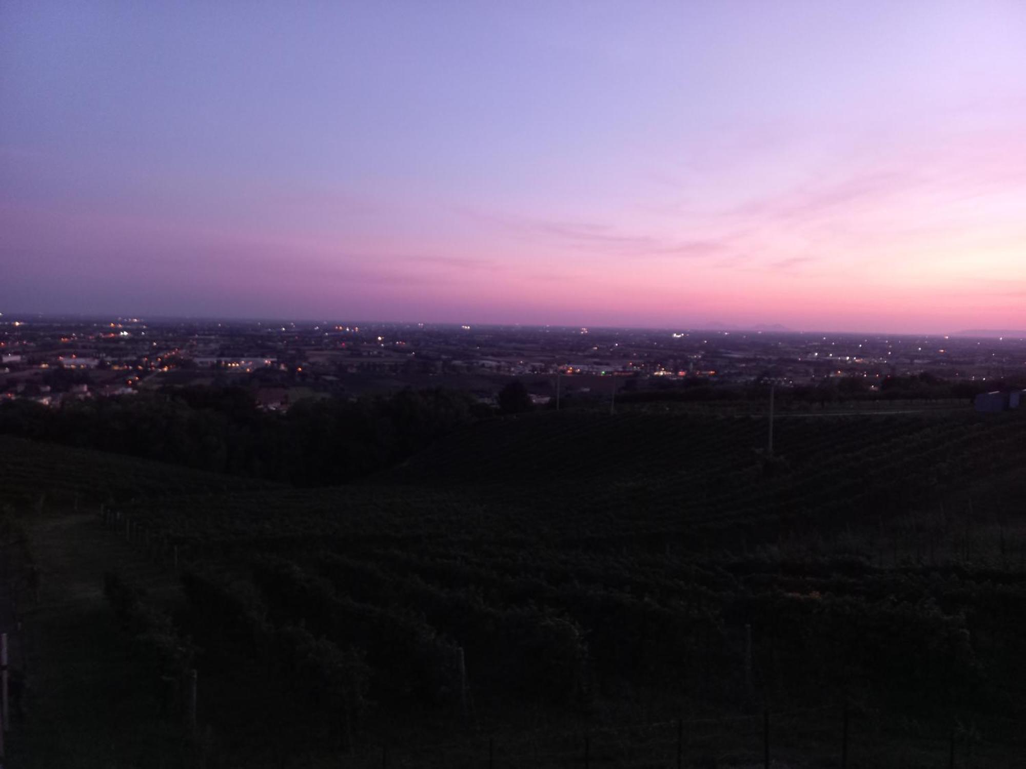 Terrazza San Vettore Camere Con Colazione, Relax In Collina Con Vista Sui Vigneti Docg Asolo Maser Dış mekan fotoğraf